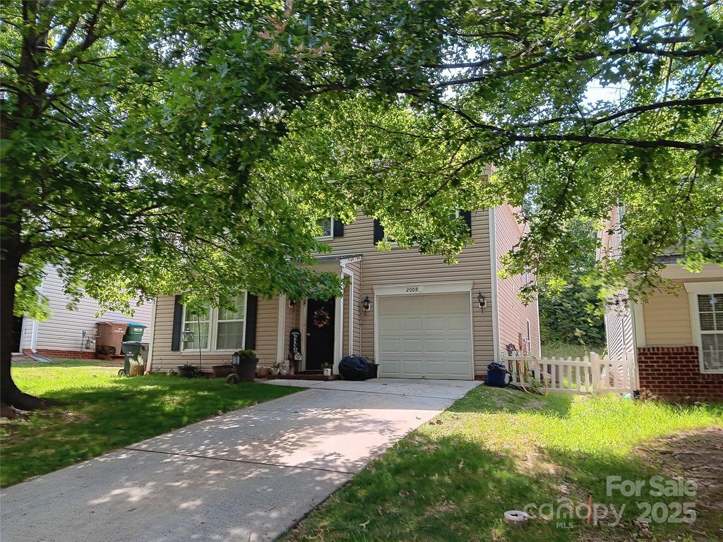2009 Dunsmore Lane, Waxhaw, NC 28173