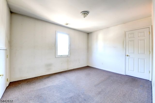 98 Lafayette St, Paterson City, NJ 07501