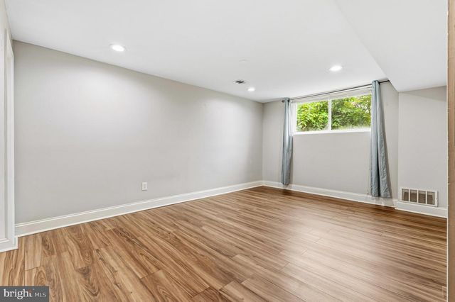 8103 MANSON ST, Hyattsville, MD 20785