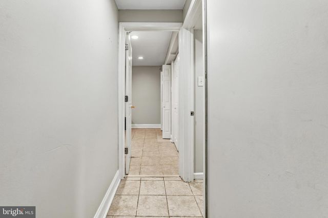 8103 MANSON ST, Hyattsville, MD 20785