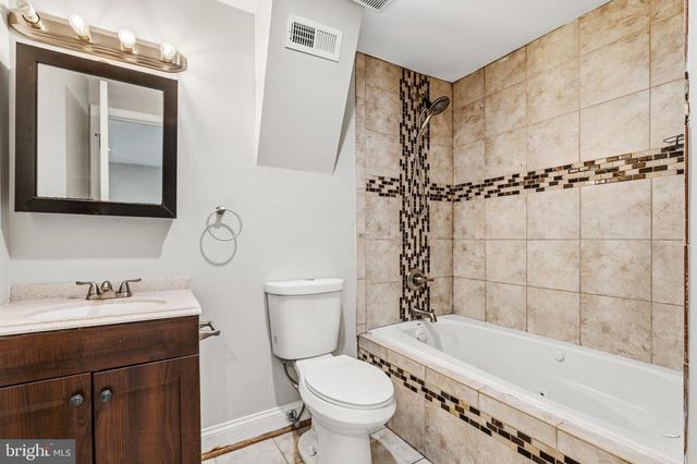 8103 MANSON ST, Hyattsville, MD 20785