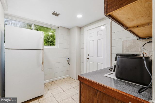 8103 MANSON ST, Hyattsville, MD 20785