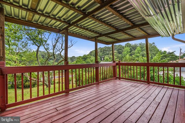 8103 MANSON ST, Hyattsville, MD 20785