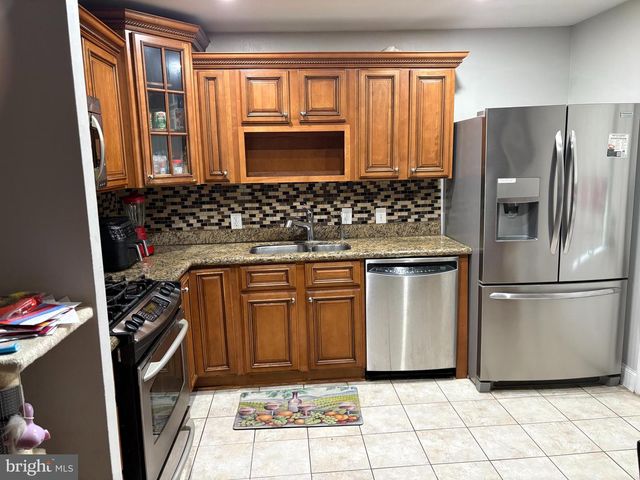 8103 MANSON, Hyattsville, MD 20785