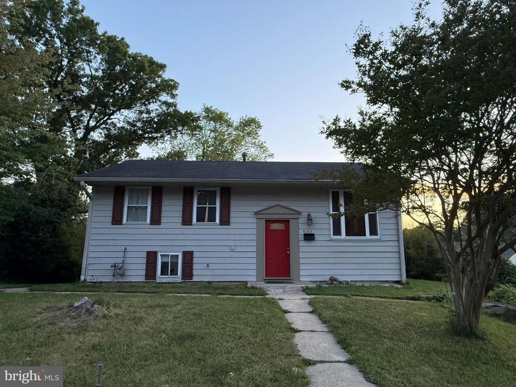 8103 MANSON, Hyattsville, MD 20785