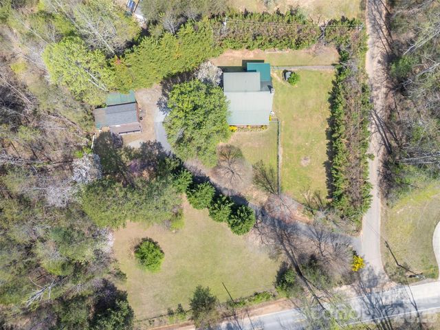 101 Cove Creek Drive, Rutherfordton, NC 28139