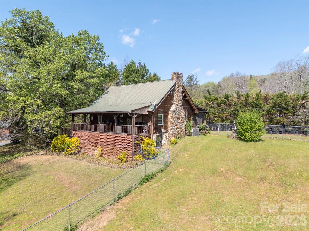 101 Cove Creek Drive, Rutherfordton, NC 28139