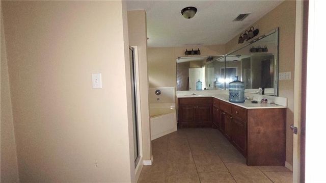 9660 Curtis Drive W, Irvington, AL 36544
