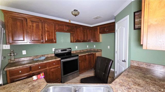 9660 Curtis Drive W, Irvington, AL 36544