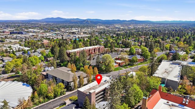 136 E Rockwood Blvd, Spokane, WA 99202