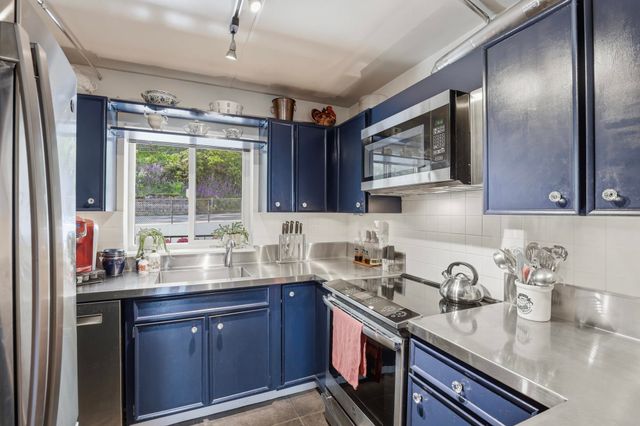 136 E Rockwood Blvd, Spokane, WA 99202