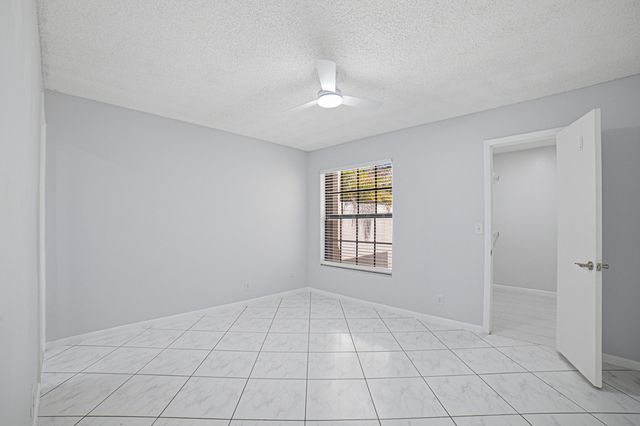 5284 Breadfruit Circle, Delray Beach, FL 33484