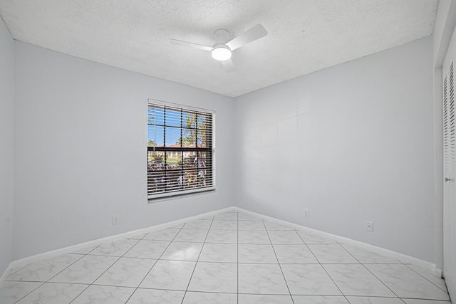 5284 Breadfruit Circle, Delray Beach, FL 33484