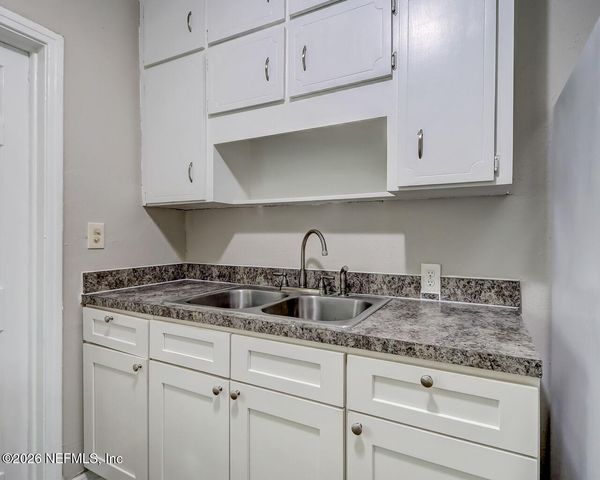 1328 CARVILL Avenue, Jacksonville, FL 32208