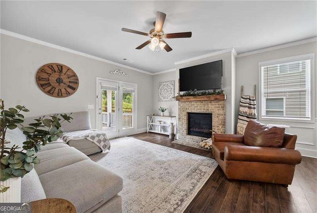 6414 Crosscreek Lane, Flowery Branch, GA 30542
