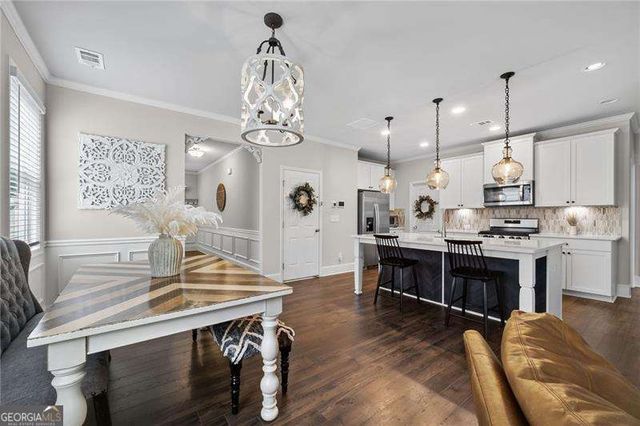 6414 Crosscreek Lane, Flowery Branch, GA 30542