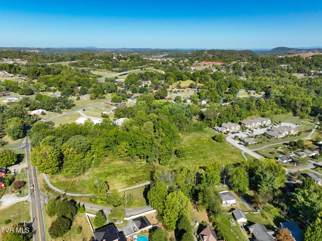 907 Cedar Grove Road, Johnson City, TN 37601