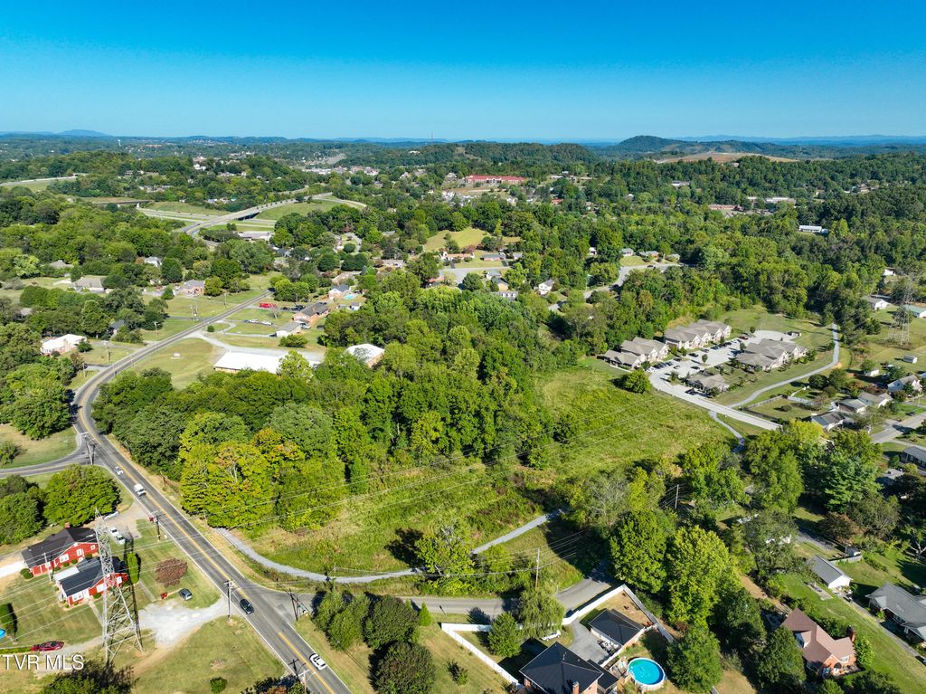 907 Cedar Grove Road, Johnson City, TN 37601
