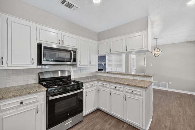 303 NW 32nd Street, Mineral Wells, TX 76067