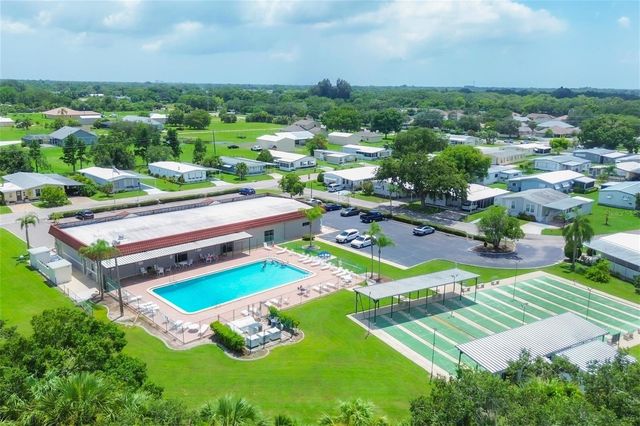 6710 36TH AVENUE E 197, Palmetto, FL 34221