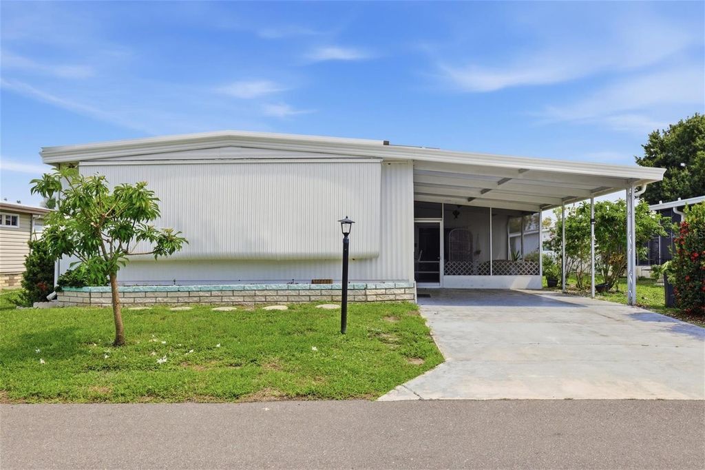 6710 36TH AVENUE E 197, Palmetto, FL 34221