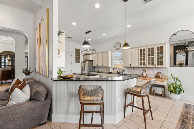 799 W Bartlett DR, Buda, TX 78610