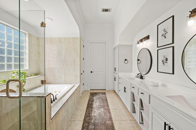 799 W Bartlett DR, Buda, TX 78610