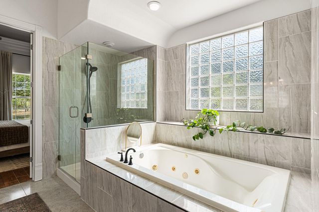 799 W Bartlett DR, Buda, TX 78610