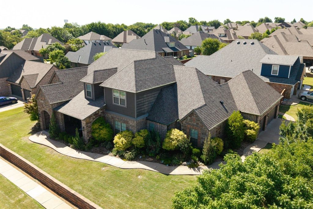 2017 Providence Drive, Norman, OK 73071