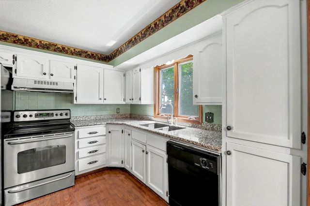 1400 S Todd Pl, Wichita, KS 67207