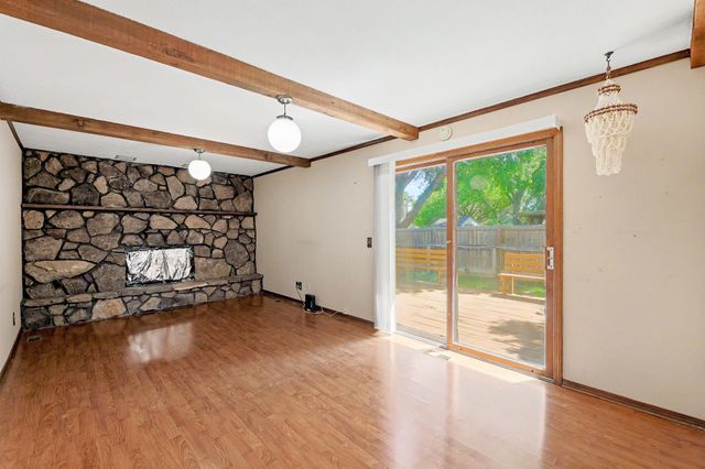 1400 S Todd Pl, Wichita, KS 67207