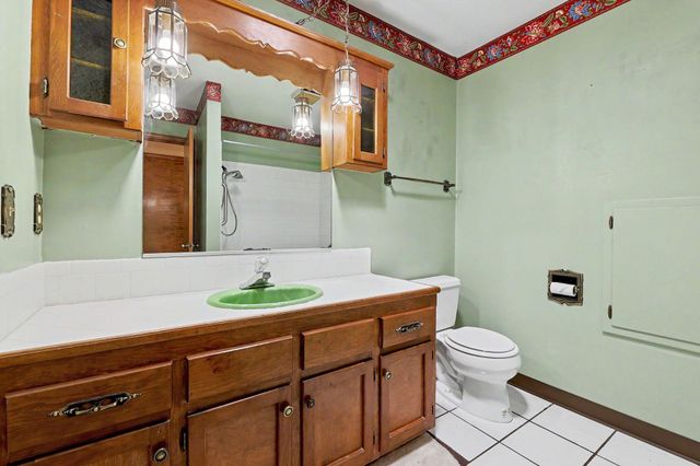 1400 S Todd Pl, Wichita, KS 67207