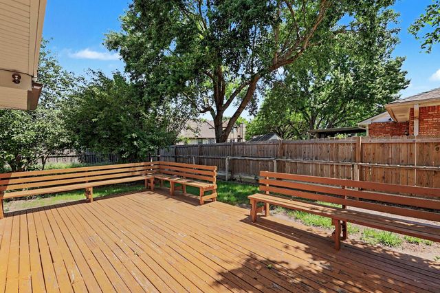 1400 S Todd Pl, Wichita, KS 67207