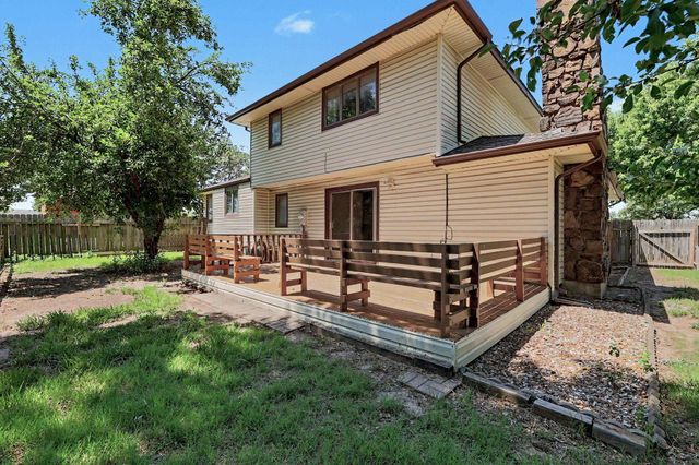 1400 S Todd Pl, Wichita, KS 67207