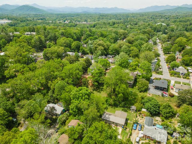 15 Greeley Street, Asheville, NC 28806