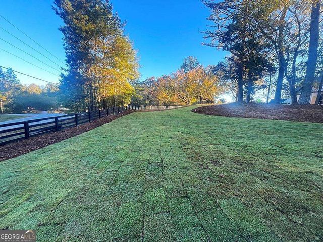 2226 Upper Burris Road, Canton, GA 30114