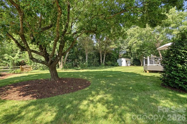 1136 Concord Road, Davidson, NC 28036