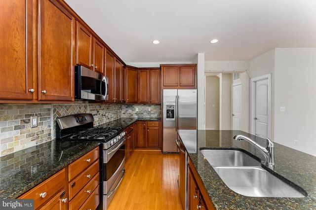 8032 RESERVE WAY, Vienna, VA 22182