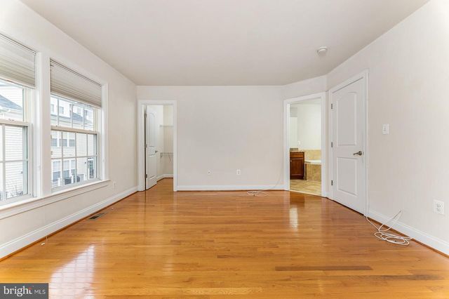8032 RESERVE WAY, Vienna, VA 22182