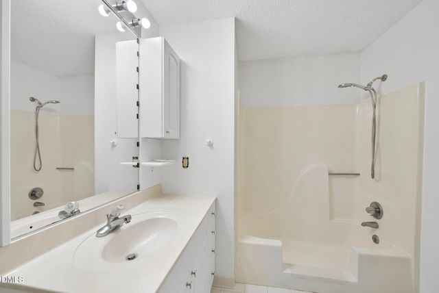 8205 Huntsman Court, Chapel Hill, NC 27516