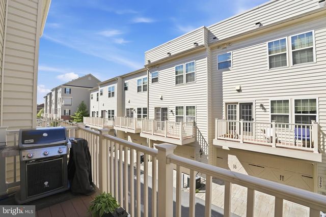 5308 DAVIS POINT LN, Greenbelt, MD 20770