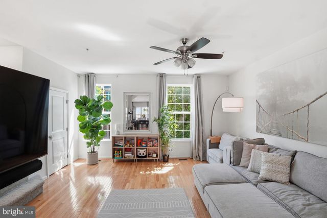 5308 DAVIS POINT LN, Greenbelt, MD 20770