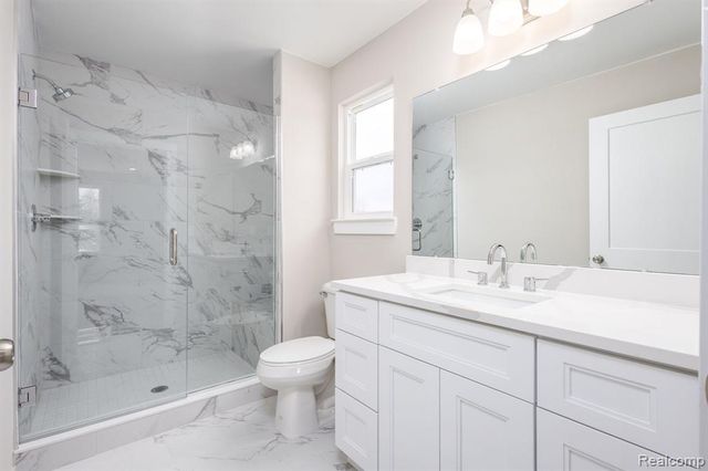 2339 Clifden, Davison, MI 48423