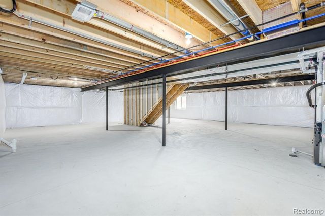 2339 Clifden, Davison, MI 48423