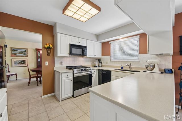13116 Huntercreek Ridge Road, St Louis, MO 63131