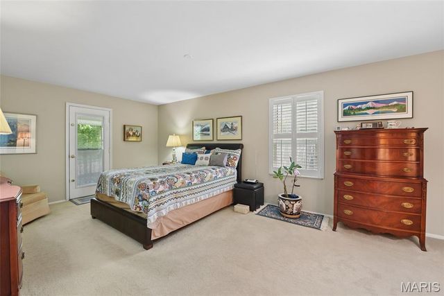 13116 Huntercreek Ridge Road, St Louis, MO 63131