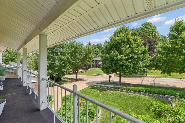 13116 Huntercreek Ridge Road, St Louis, MO 63131