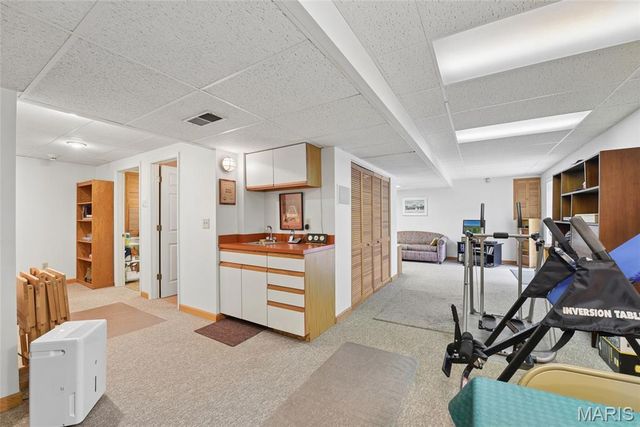 13116 Huntercreek Ridge Road, St Louis, MO 63131