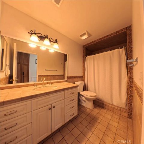 5851 Evergem, Palmdale, CA 93552
