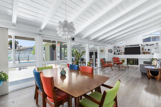 9401 Valjean Avenue, North Hills, CA 91343